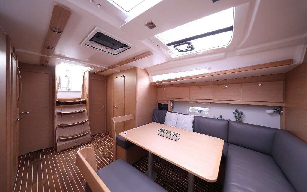 Dufour 430 Grand Large