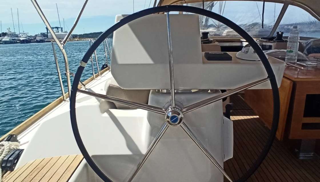 Dufour 520 Grand Large