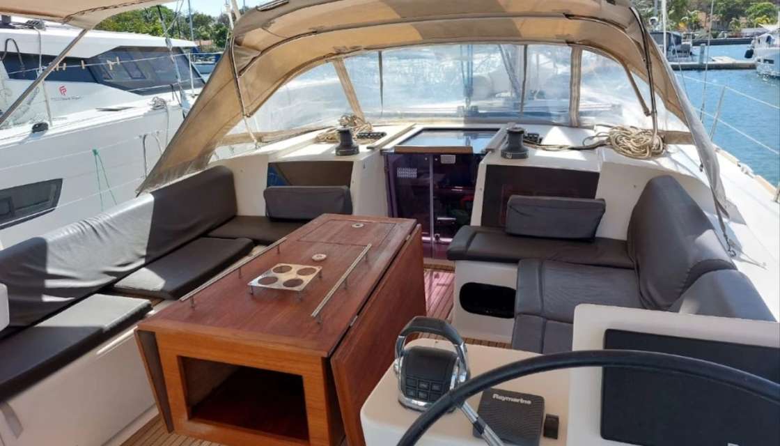 Dufour 520 Grand Large