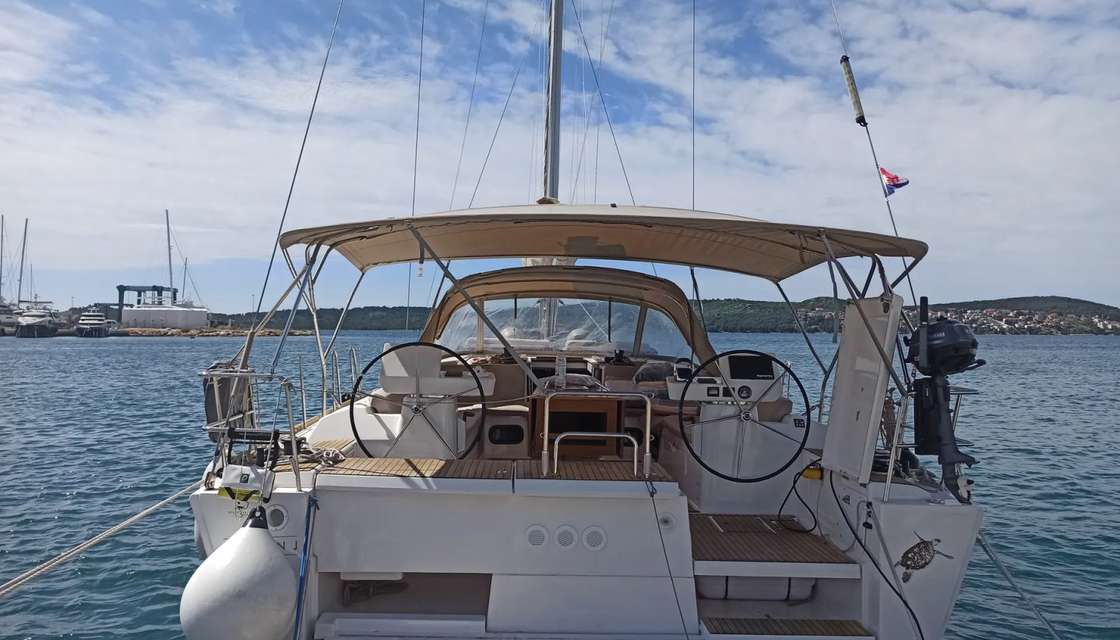 Dufour 520 Grand Large