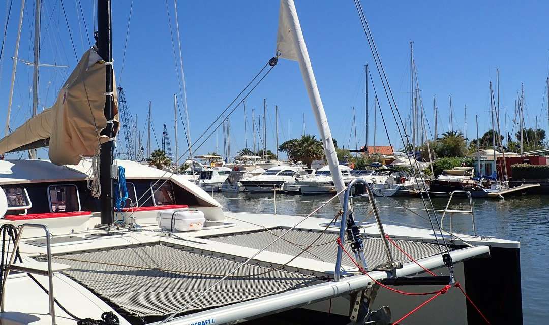 Eclipse 472