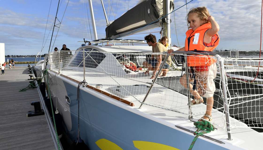 Eclipse 472