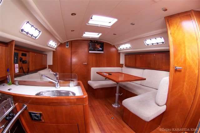 Eminence 40