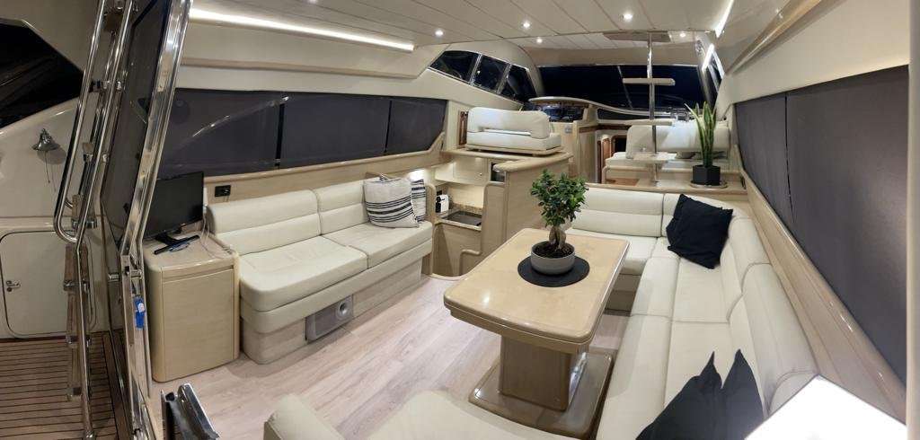 Ferretti 53