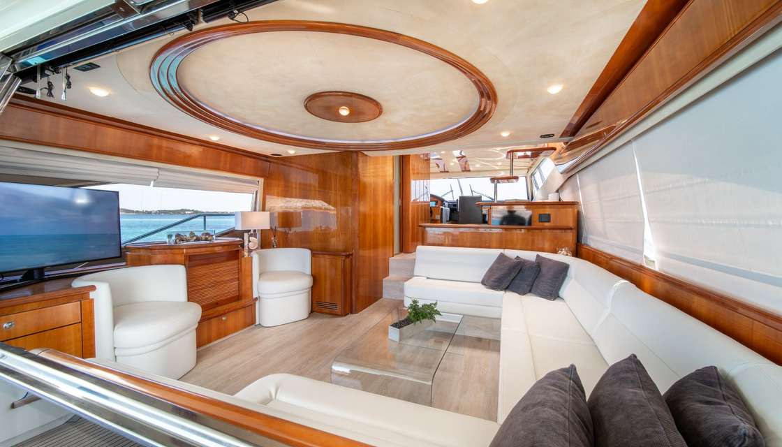 Ferretti 68