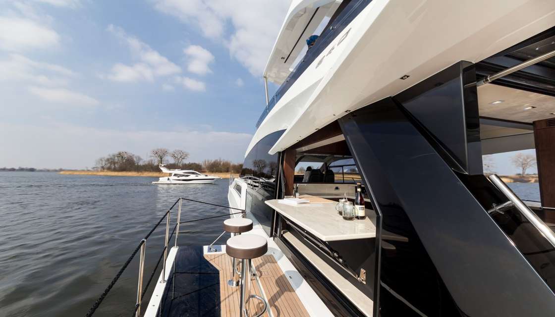 Galeon 640 Fly