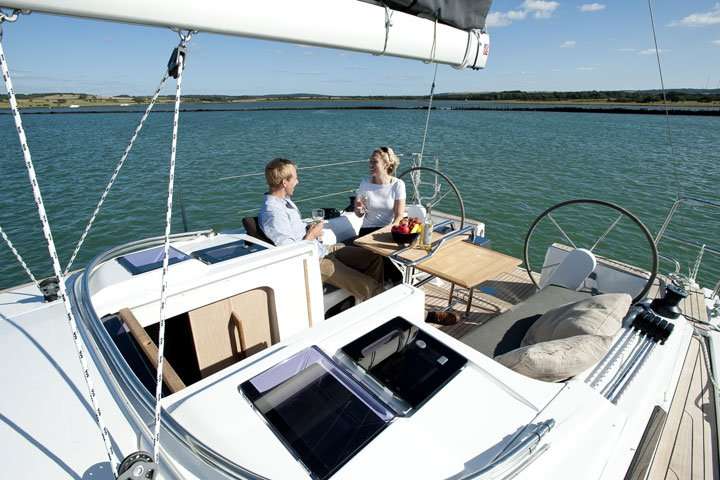 Hanse 345