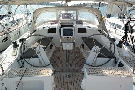 Hanse 415
