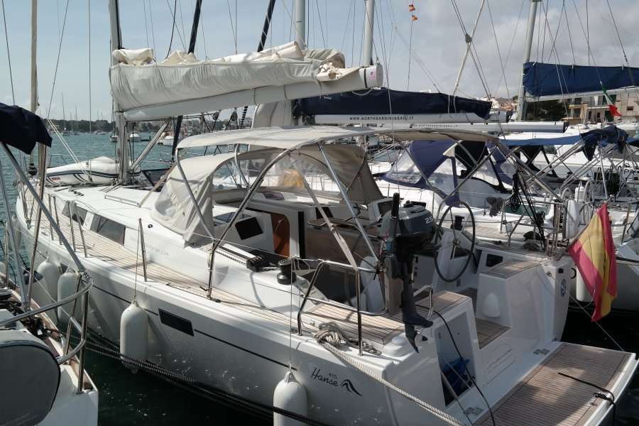 Hanse 415