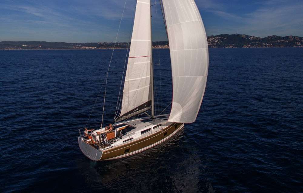Hanse 418