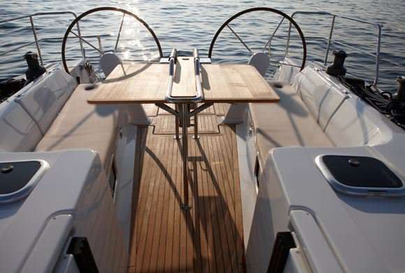 Hanse 445