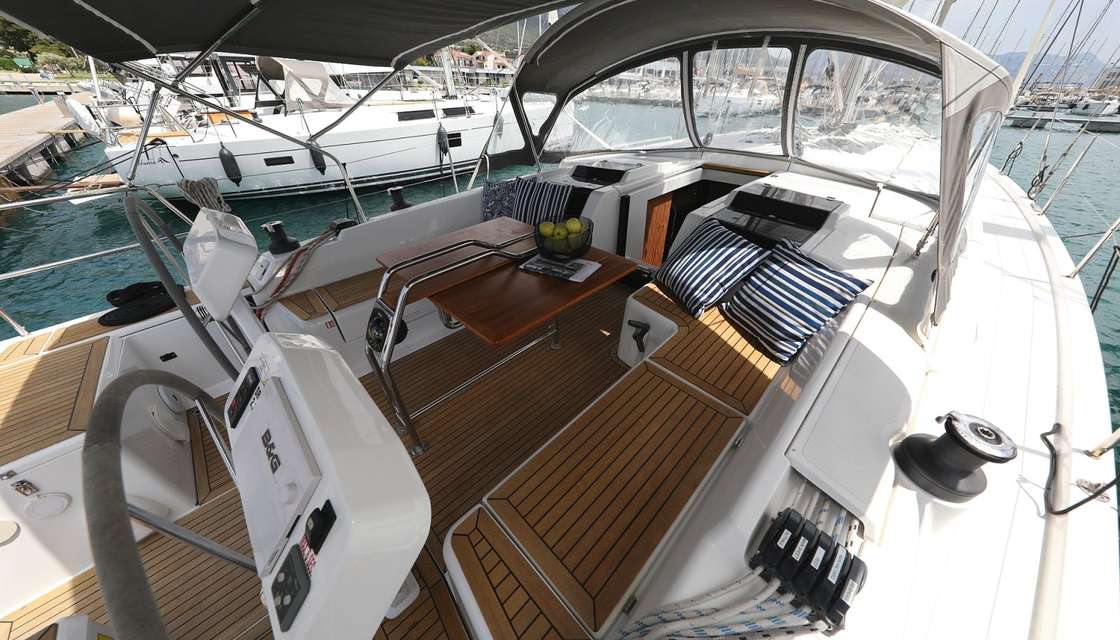 Hanse 458