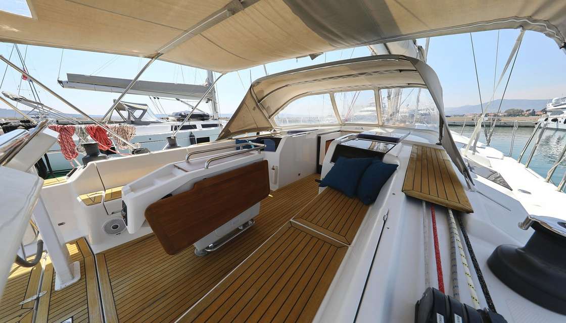 Hanse 505