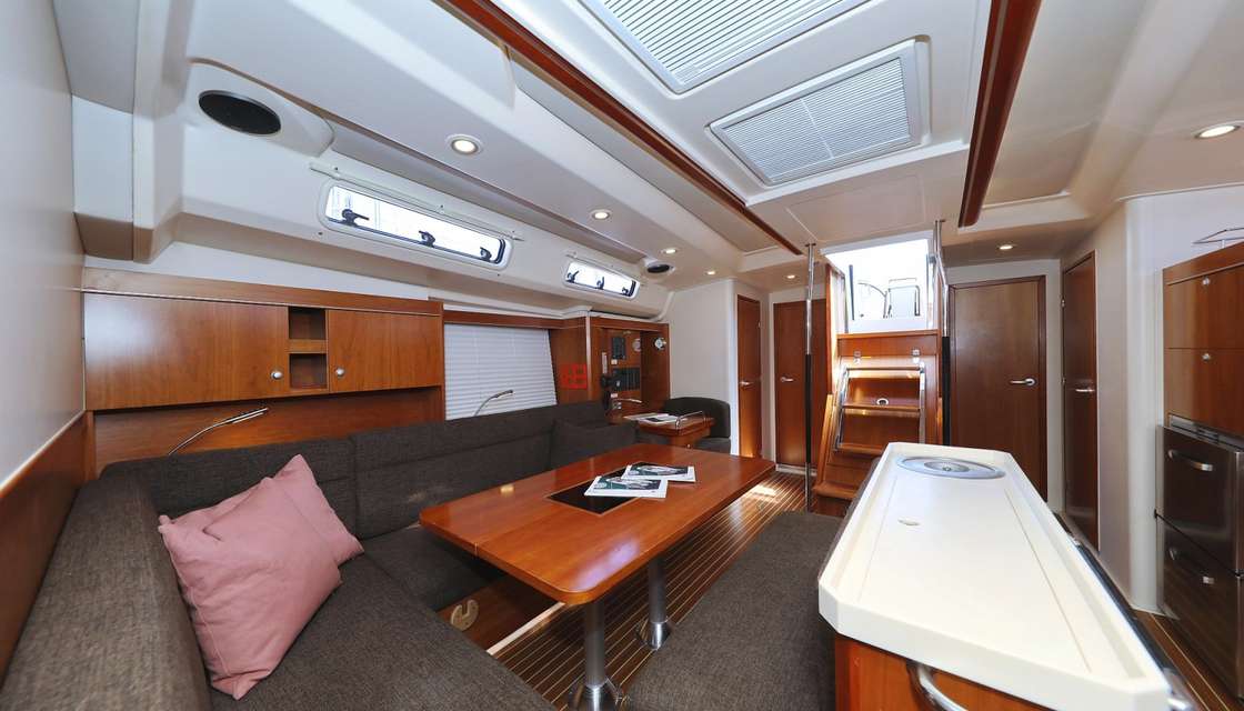Hanse 505
