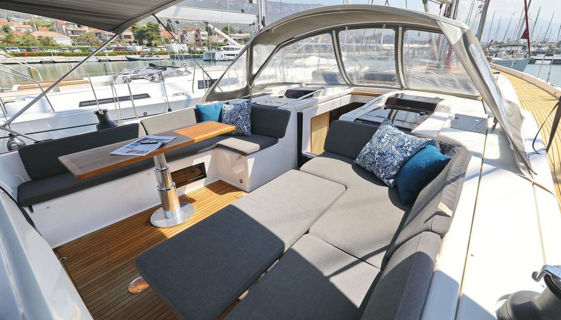 Hanse 588