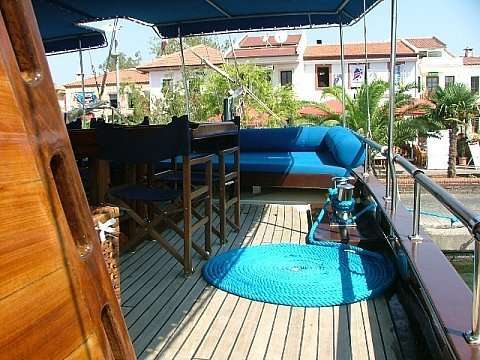 Holiday VII
