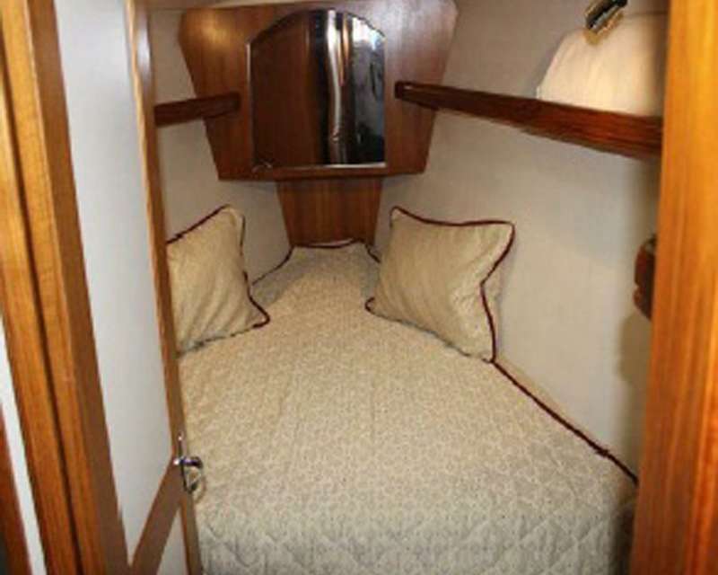 Hunter 44 DS