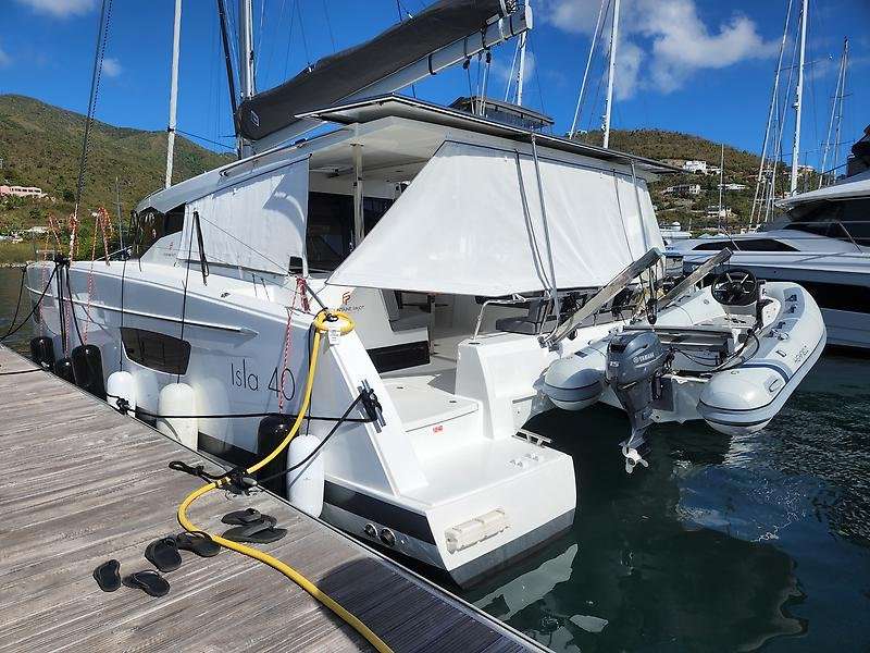 Isla 40