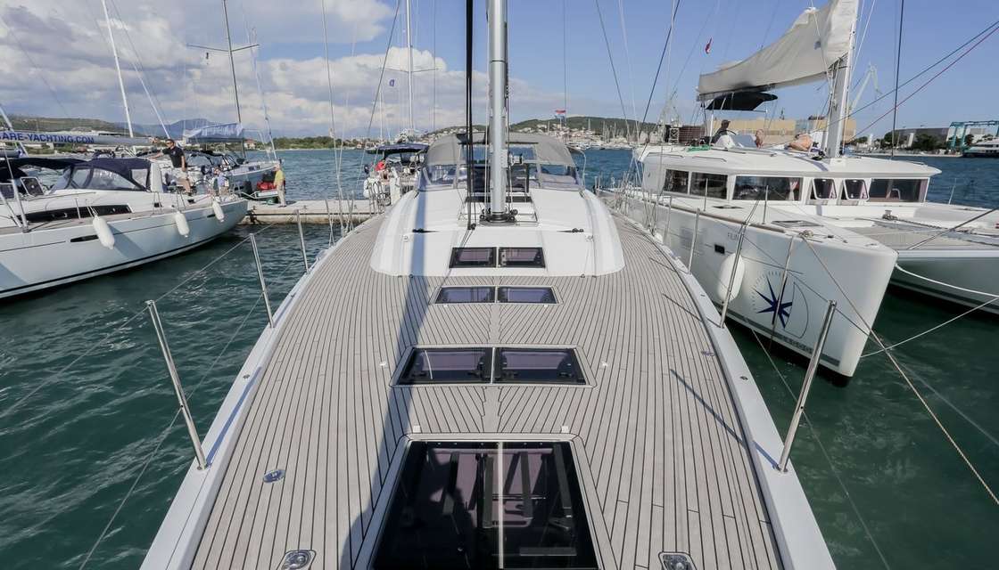 Jeanneau 64