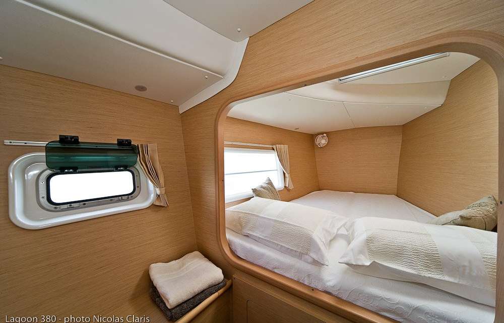 Lagoon 380 S2