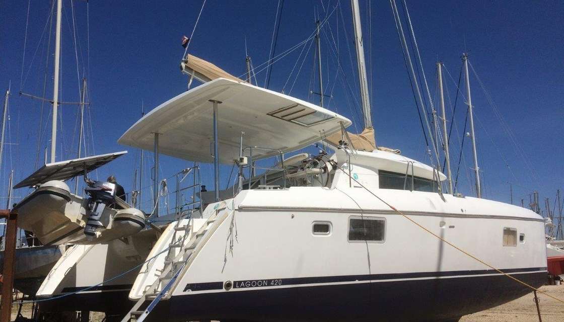Lagoon 420