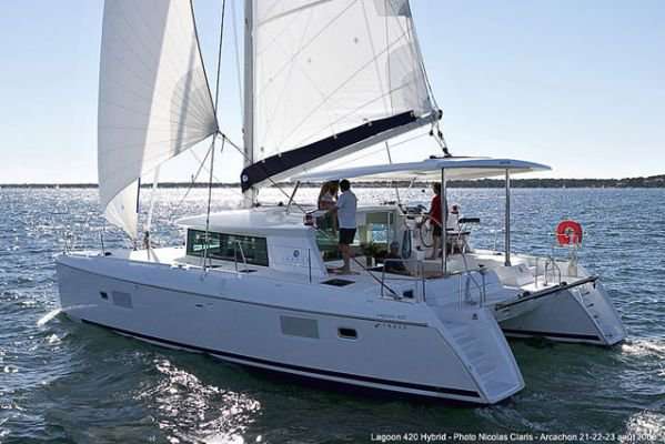 Lagoon 420