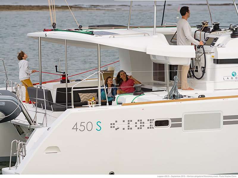 Lagoon 450 SporTop