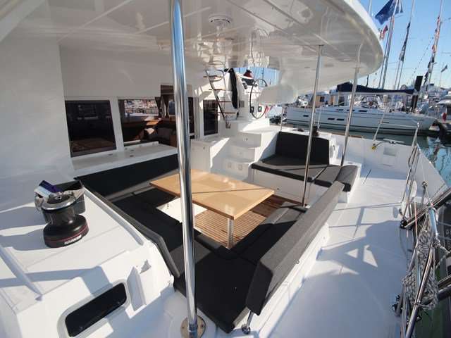 Lagoon 450 SporTop