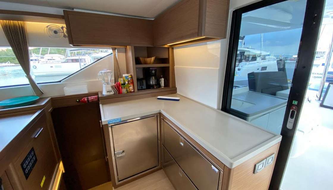 Lagoon 50