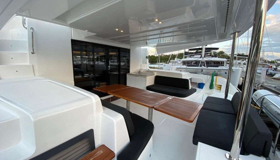 Lagoon 50