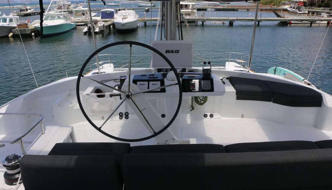 Lagoon 52