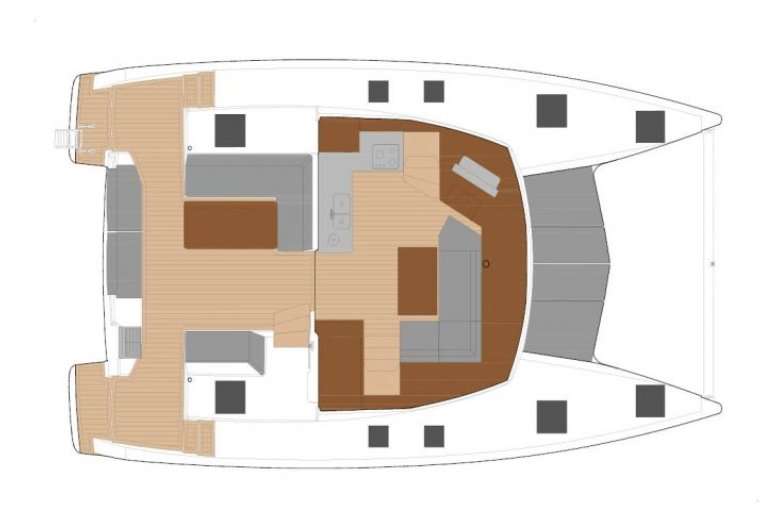 Layout of the boat Lucia 40