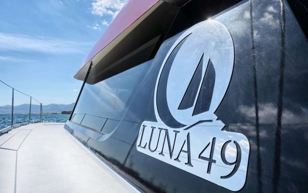 Luna 49