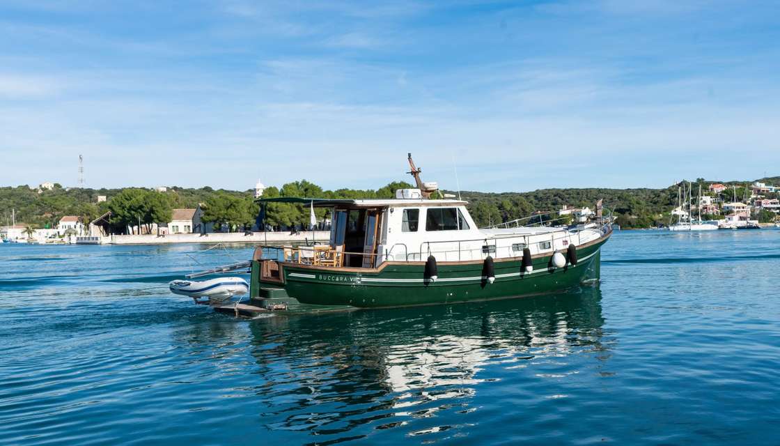 Menorquin Yacht 160