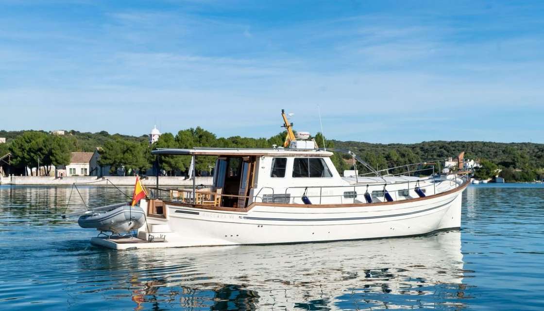 Menorquin Yacht 160