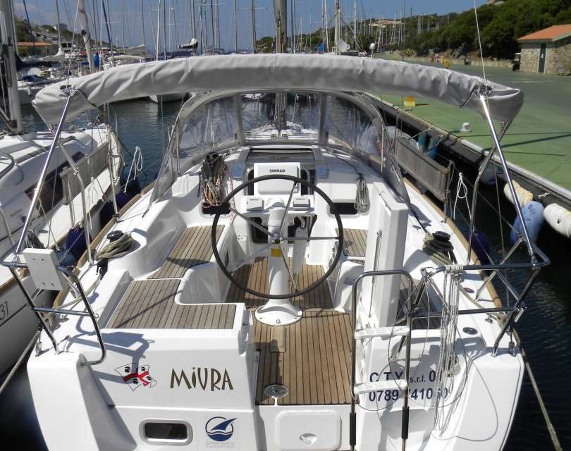 Oceanis 31