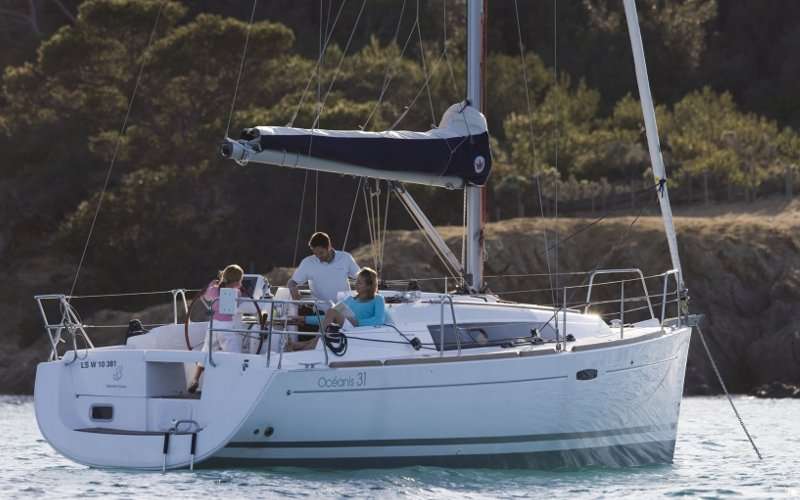 Oceanis 31