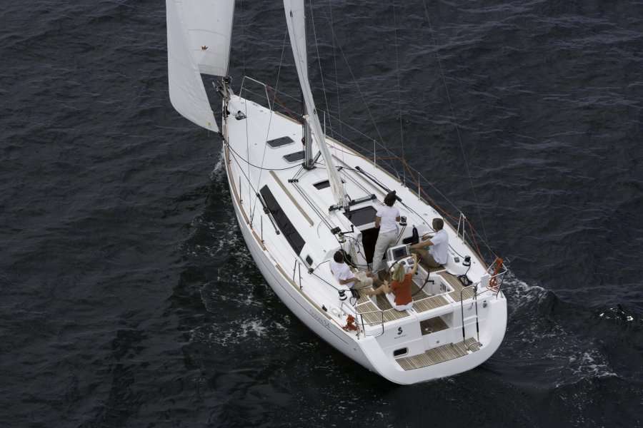 Oceanis 34