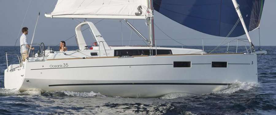 Oceanis 35