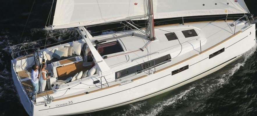 Oceanis 35