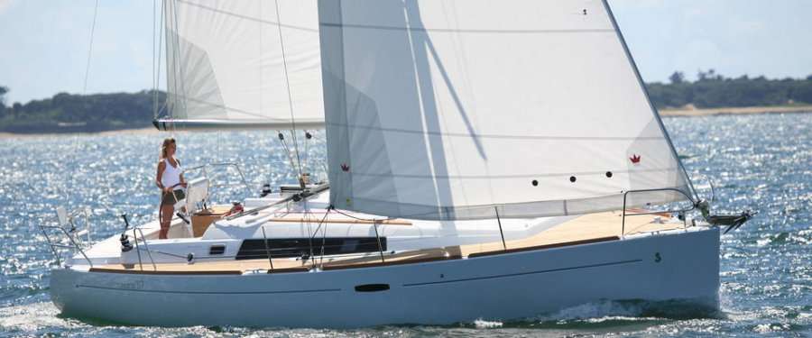 Oceanis 37