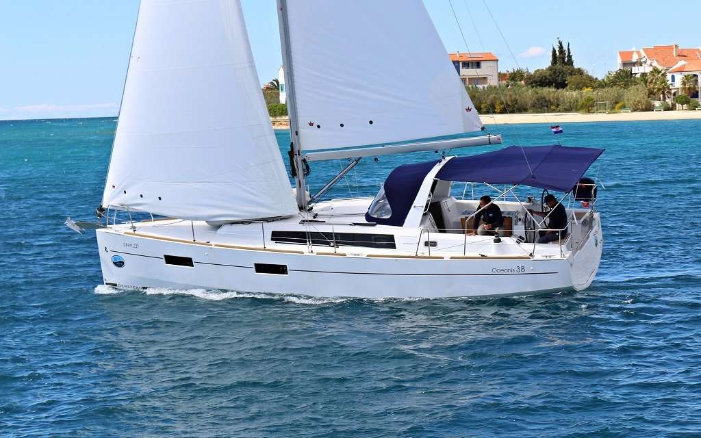 Oceanis 38.1