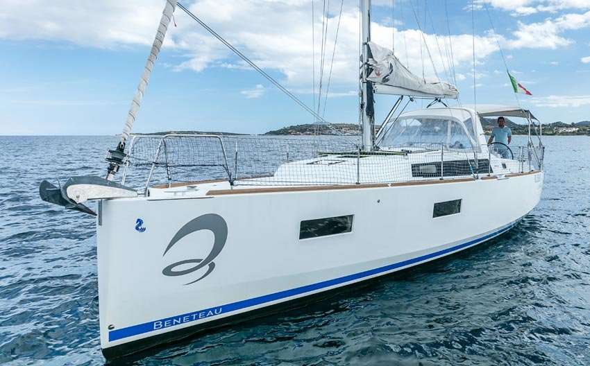 Oceanis 38