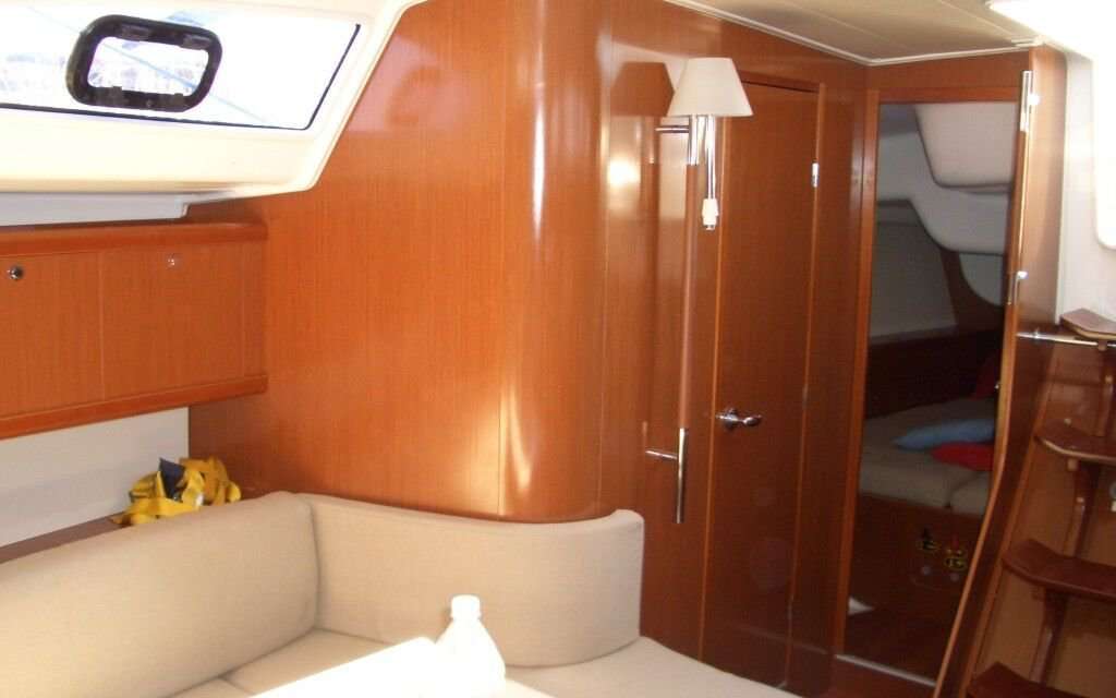 Oceanis 40