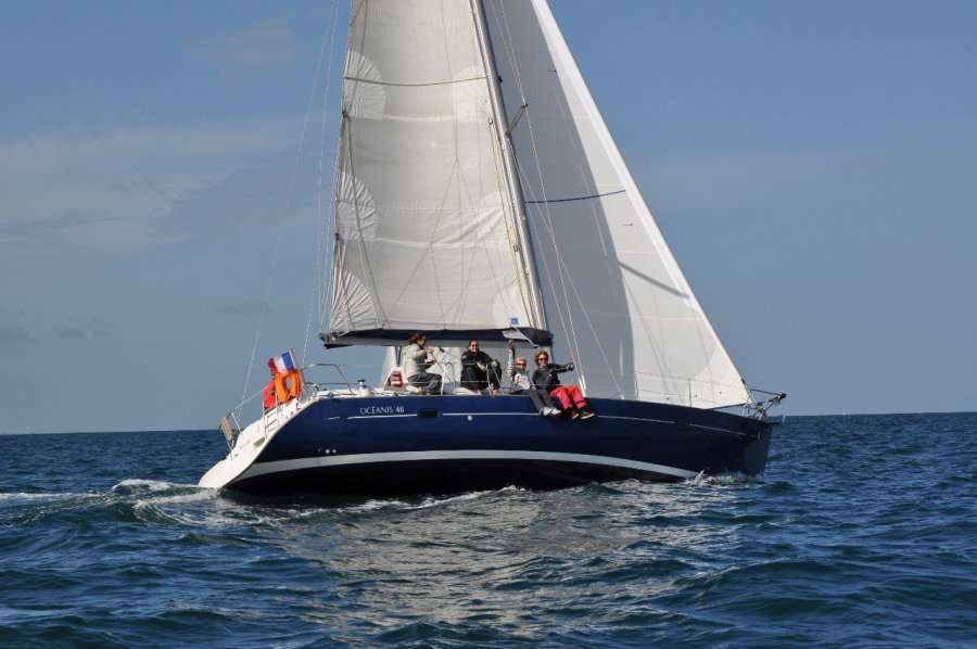 Oceanis 411