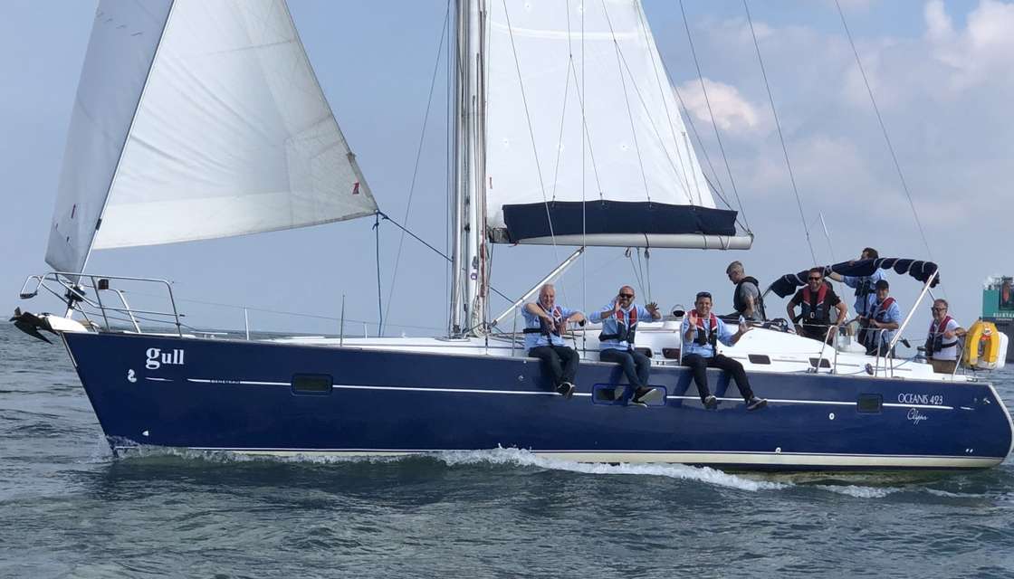 Oceanis 423