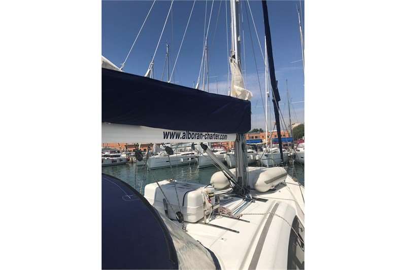 Oceanis 43
