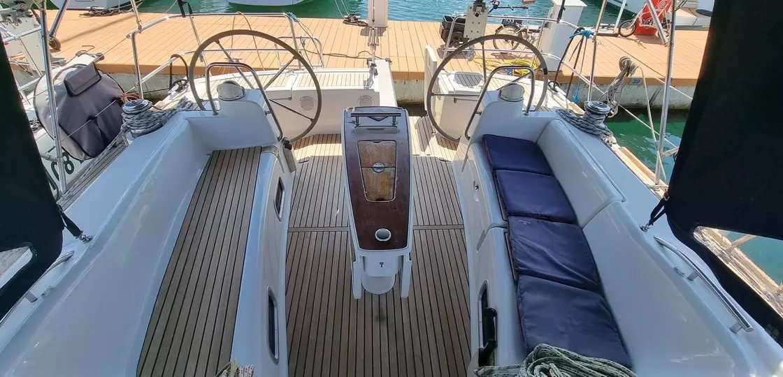 Oceanis 46