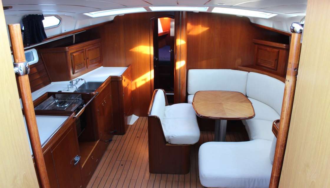 Oceanis 473