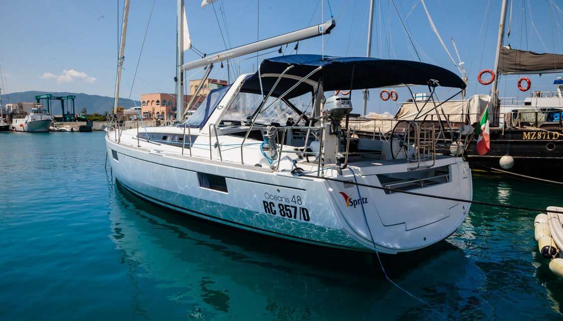Oceanis 48
